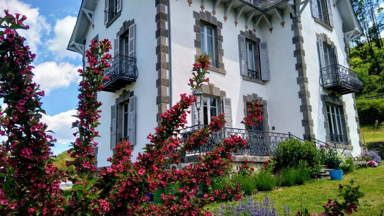 La Maison Normande Saint-Cirgues-de-Jordanne Εξωτερικό φωτογραφία